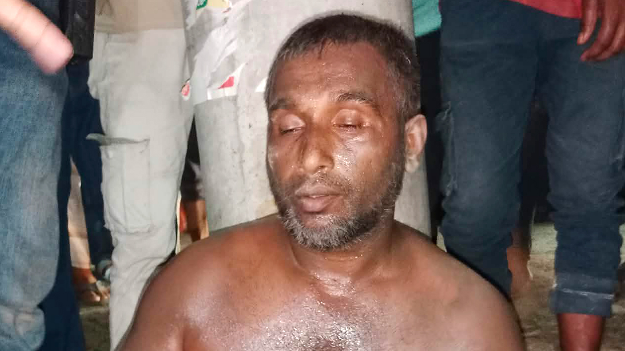নাটোরে শিশুকে ধর্ষণের অভিযোগ, অভিযুক্তকে গণপিটুনি দিয়ে পুলিশে সোপর্দ