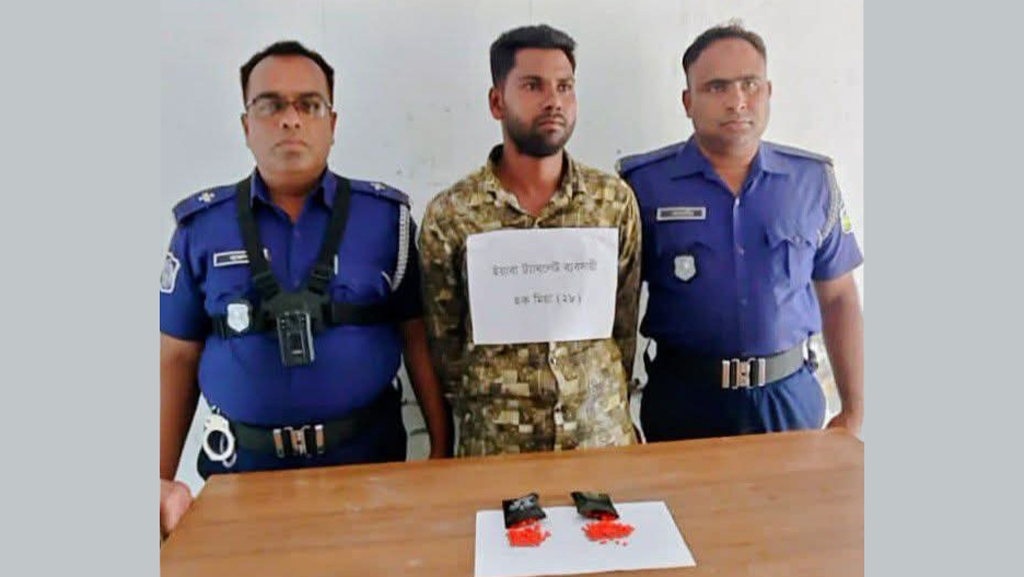 দুর্গাপুরে ৪০০ পিস ইয়াবাসহ কারবারি আটক