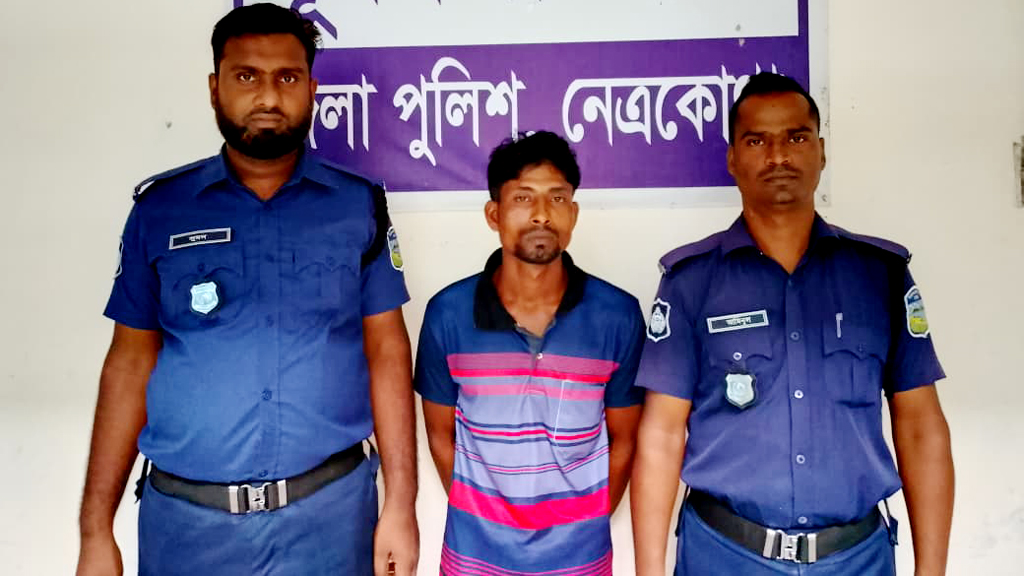 নদীতে ভেসে ওঠা নবজাতকের লাশ: রহস্য উদ্ঘাটনের দাবি পুলিশের