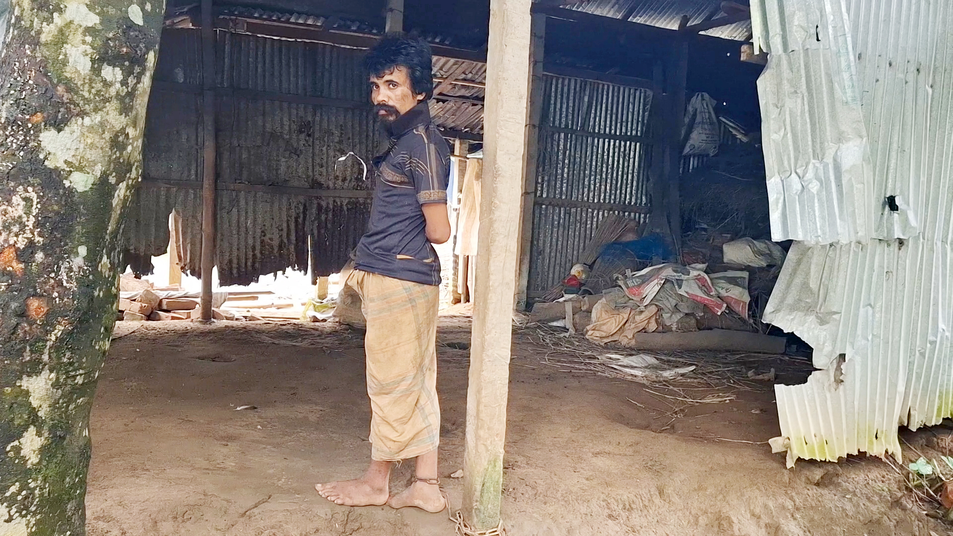 ১০ বছর শেকলে বাঁধা তাজউদ্দীন