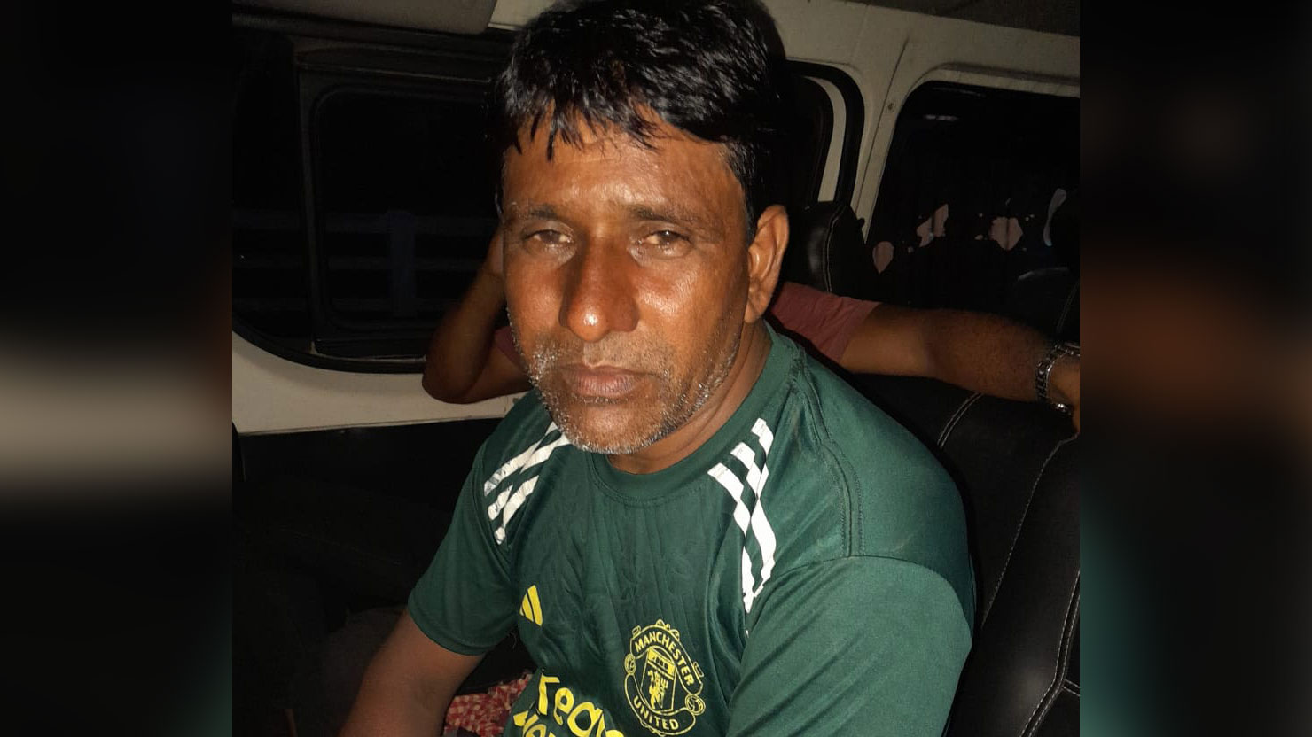 ঋণের চাপে আত্মগোপনে থাকা কৃষক দল নেতাকে উদ্ধার করল পুলিশ