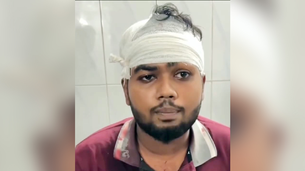 চাঁদা তোলা নিয়ে নিউমার্কেটে ছাত্রদল-যুবদল সংঘর্ষ, আহত ১২