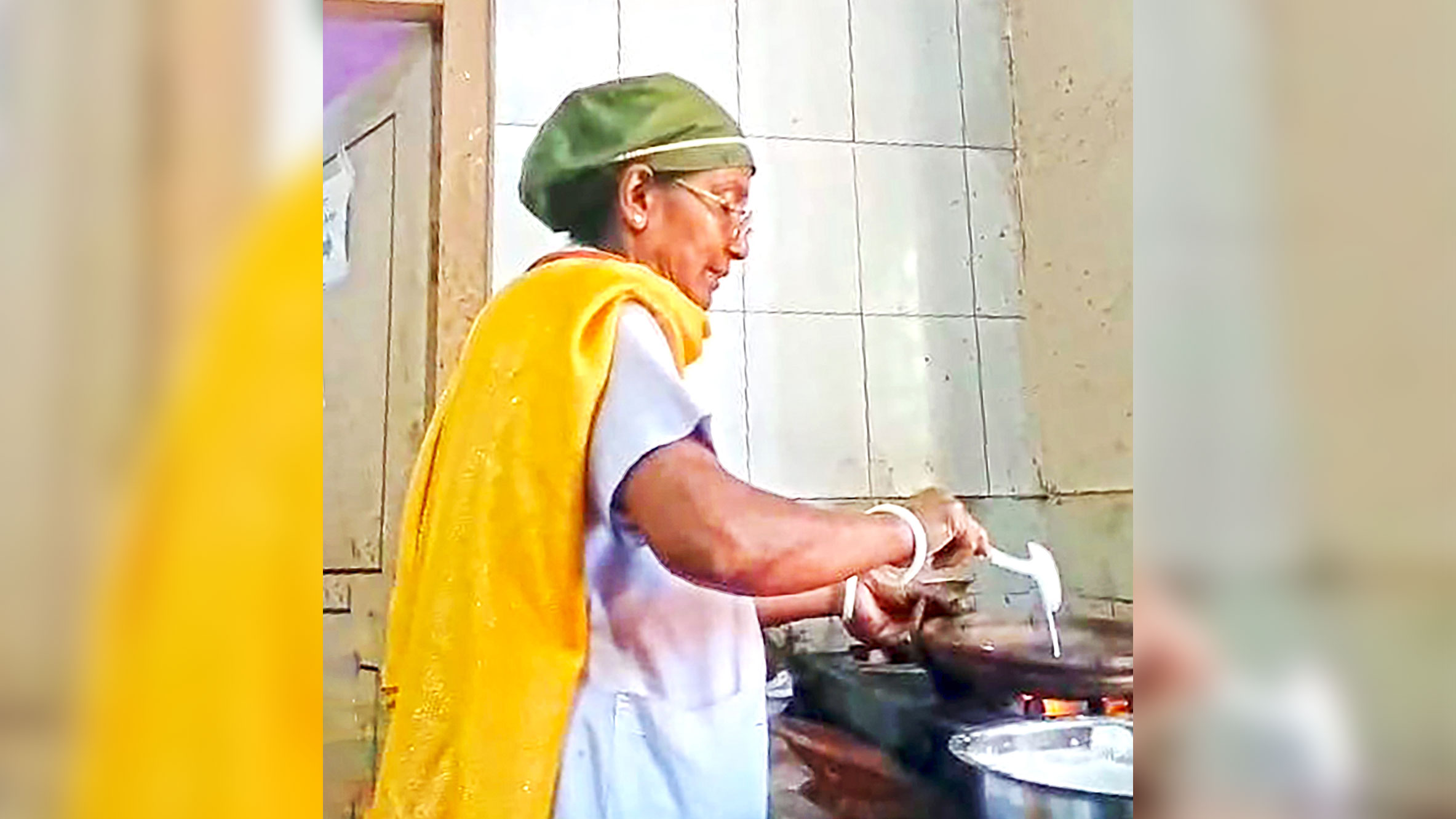 ফেনী হাসপাতাল: ওটির পাশেই রান্না-খাওয়া নার্সদের, ঝুঁকিতে প্রসূতিরা