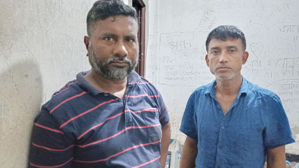 প্রতারণার ফাঁদে গরু ব্যবসায়ীরা, ৯৯৯-এ ফোন দিয়ে পুলিশের সহযোগিতা চাইলেন অভিযুক্তরাই