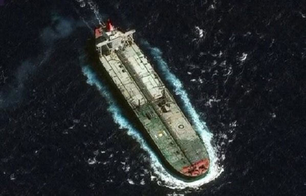 ভেনেজুয়েলার উপকূলে আবার তেলের ট্যাংকার জব্দ করল যুক্তরাষ্ট্র