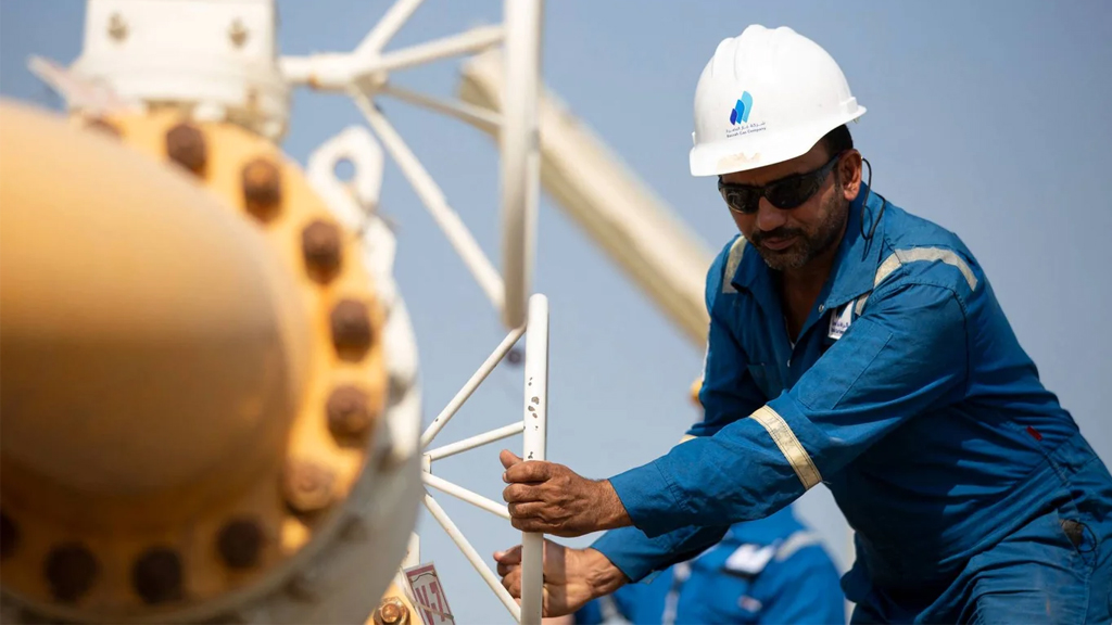 ইরানে মার্কিন হামলা স্থগিত করায় তেলের দামে বড় পতন