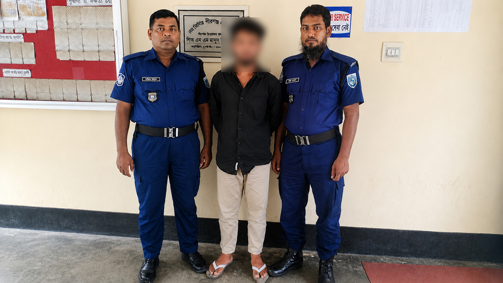পীরগঞ্জে অনলাইন ক্যাসিনো ও জুয়া খেলার অভিযোগে যুবক আটক, ৪১টি সিম উদ্ধার