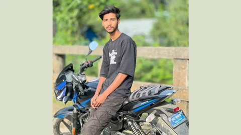 পাকুন্দিয়ায় ওয়াজ মাহফিলে যাওয়ার পথে কুপিয়ে জখম, আইসিইউতে তরুণ