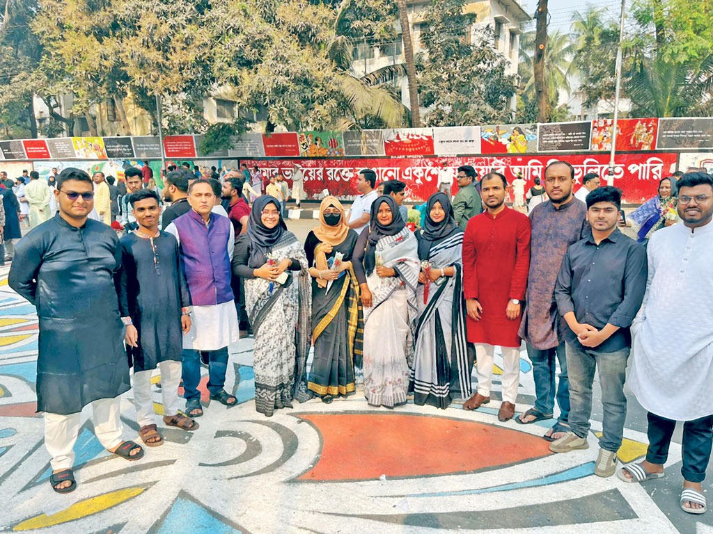 মহান শহীদ দিবস ও আন্তর্জাতিক মাতৃভাষা দিবসে
ভাষাশহীদদের প্রতি পাঠকবন্ধুর শ্রদ্ধা