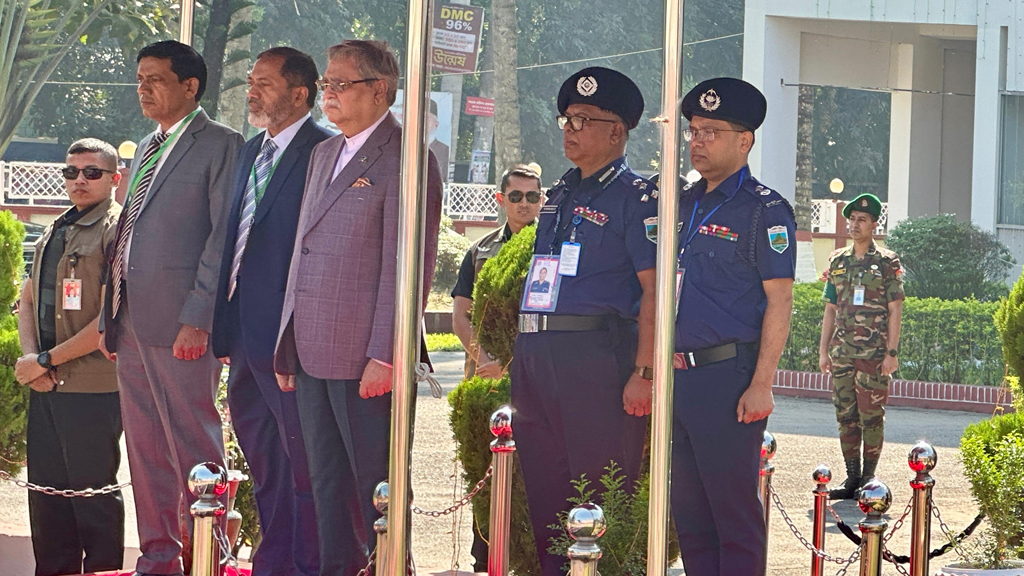 দুই দিনের সফরে নিজ জেলা পাবনায় পৌঁছেছেন রাষ্ট্রপতি সাহাবুদ্দিন