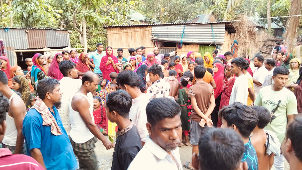 সাঁথিয়ায় গৃহবধূকে পিটিয়ে হত্যার অভিযোগ