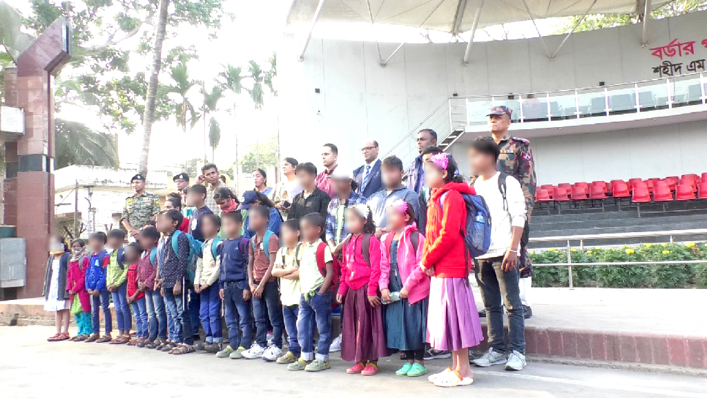 দেশে ফিরল পাচার হওয়া ২৮ শিশু