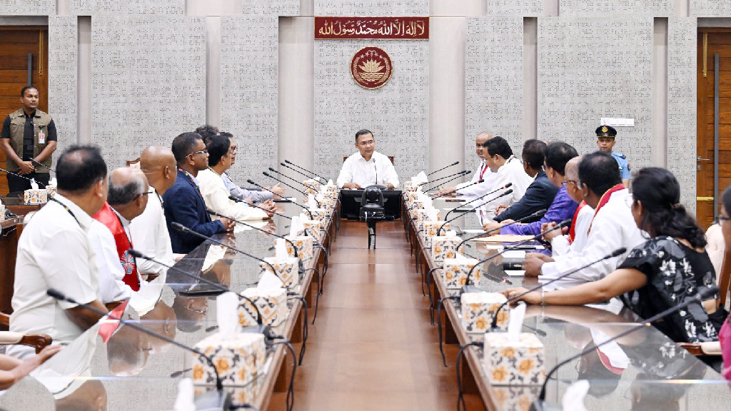 ‘বেটার বাংলাদেশ’ বিনির্মাণে ঐক্যবদ্ধভাবে কাজ করার আহ্বান প্রধানমন্ত্রীর