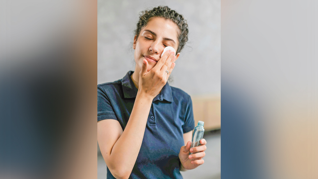 চোখ-মুখের ফোলা ভাব দূর করতে