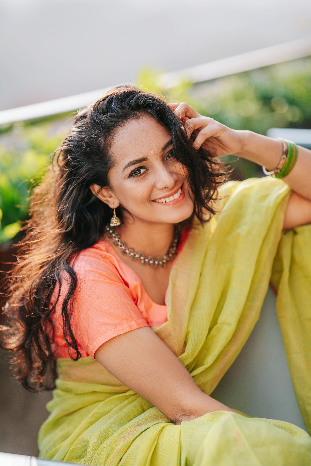 নতুন বছরে স্বাস্থ্যোজ্জ্বল চুল পেতে চান? এভাবে যত্ন নিলে উপকার মিলবে