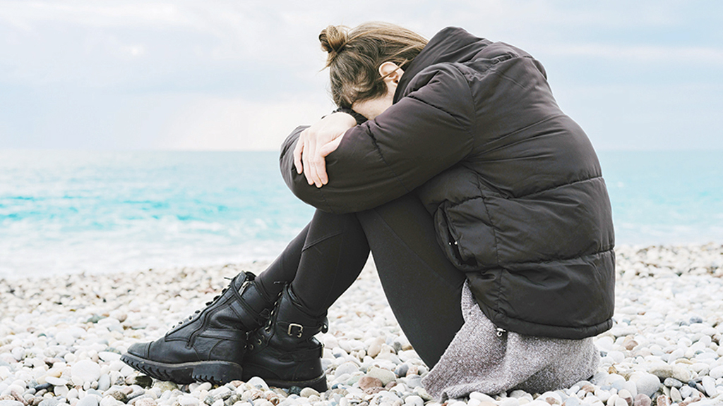 শীতকালীন বিষণ্নতা কাটাতে যা করবেন