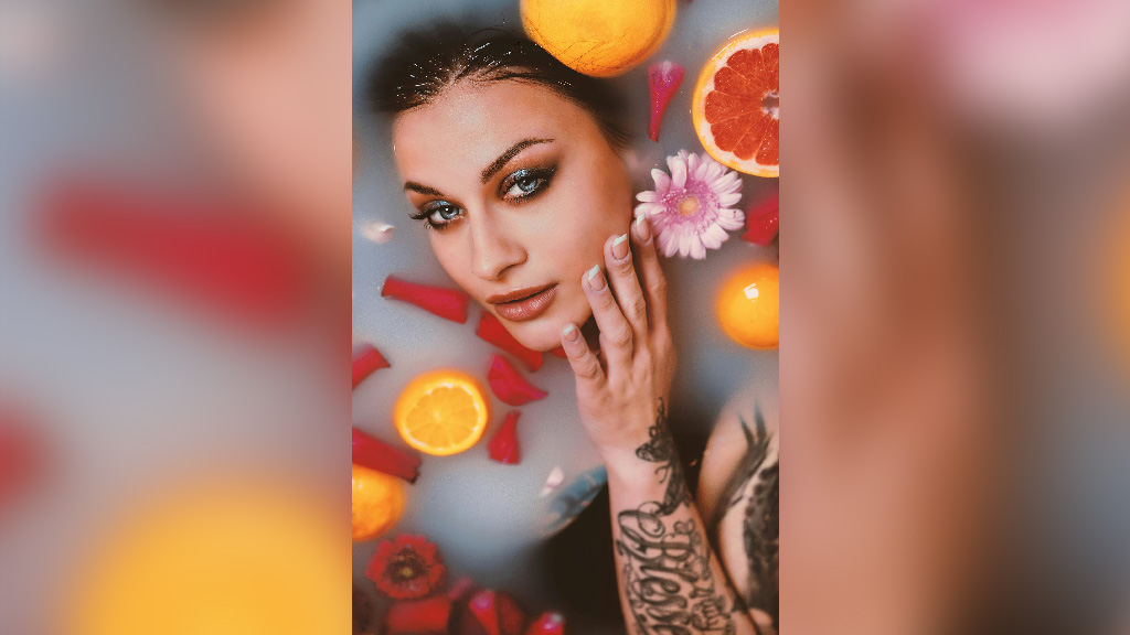 আসছে গ্রীষ্মে ত্বকের যত্নে যেসব ফল ব্যবহার করবেন