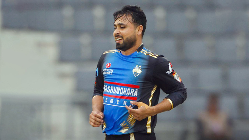 আগুনে বোলিংয়ে তাসকিনদের রেকর্ডে ভাগ বসালেন পাকিস্তানি ক্রিকেটার