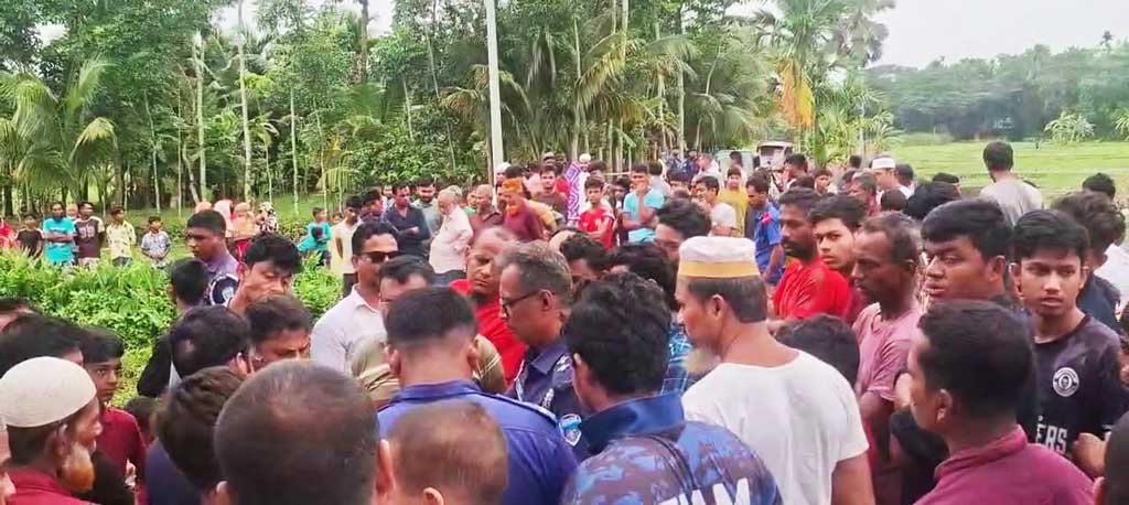 লক্ষ্মীপুরে ফাইটার বাবলুকে কুপিয়ে হত্যা