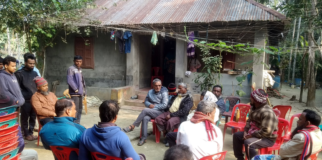 ফকিরহাটে ঘরে ঢুকে স্বর্ণালংকার ও টাকা চুরি, ‘চিনে ফেলায়’ গৃহবধূকে হত্যা