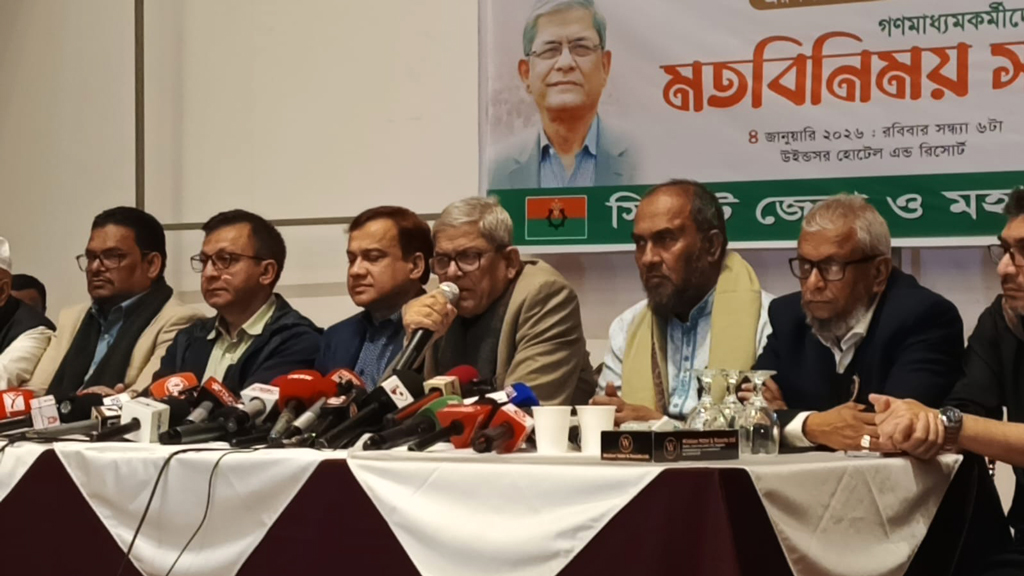 মব ভায়োলেন্স গণতন্ত্রকে ধ্বংস করে দিচ্ছে: মির্জা ফখরুল