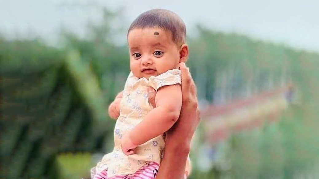 হামের থাবায় নিভে গেল শিশু সাইফানের জীবন, টিকার বয়সের আগেই ট্র্যাজেডি
