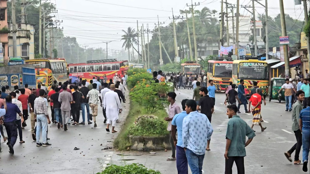 গণ-অভ্যুত্থান দিবসের র‍্যালিতে বিএনপির দুই পক্ষের সংঘর্ষ, আহত ১৫