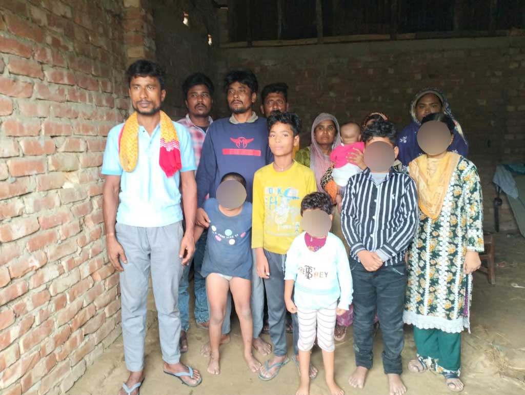হাত-চোখ বেঁধে ১৩ জনকে ফেনী সীমান্তে ঠেলে দিল বিএসএফ
