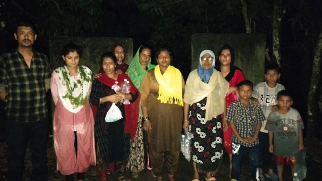 অন্ধকার ও বৈরী আবহাওয়ায় ফেনী সীমান্তে ১১ জনকে ঠেলে দিল বিএসএফ