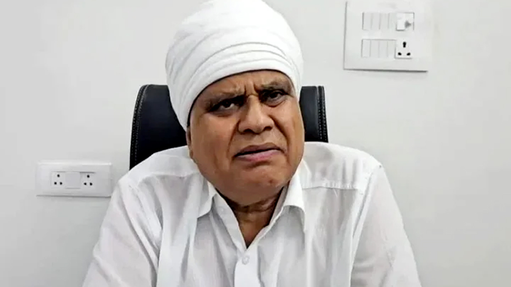 ‘সুন্দরী নারী পুরুষকে বিচ্যুত করতে পারে’, ভারতীয় রাজনীতিকের বক্তব্যে তোলপাড়