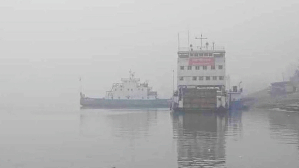 পাটুরিয়া-দৌলতদিয়া ও আরিচা-কাজীরহাট রুটে ফেরি চলাচল শুরু