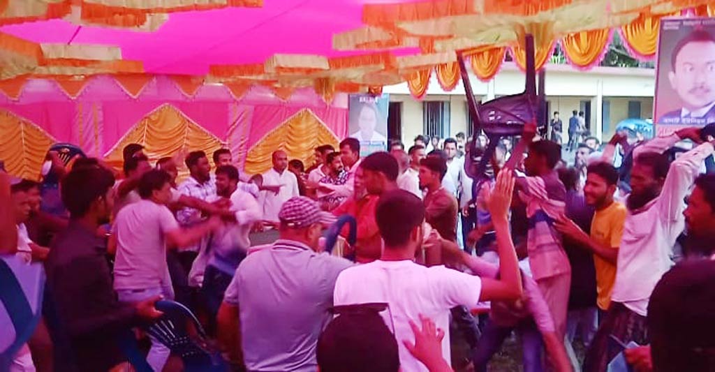 কর্মী সম্মেলনে বিএনপির দুই পক্ষের মারামারি