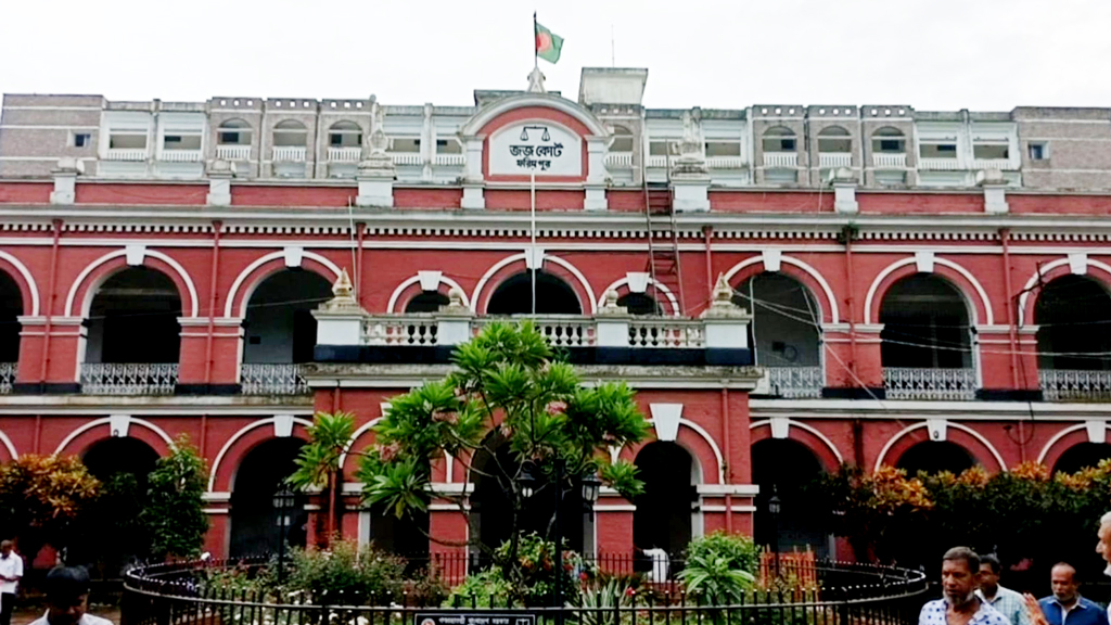 প্রেমে বাধা দেওয়ায় স্বামীকে হত্যা, স্ত্রী ও প্রেমিকের মৃত্যুদণ্ড