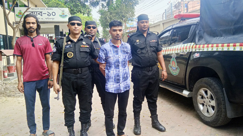 স্ত্রীকে অন্যত্র বিয়ে দেওয়ার চেষ্টা, ক্ষোভে হত্যা করে পালিয়ে যান স্বামী: র্যাব