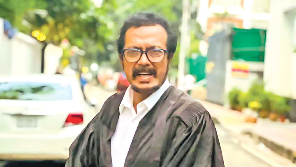 অতীতের তিক্ততা ভুলে আইনজীবীর চরিত্রে ফারুক আহমেদ