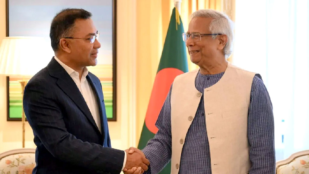 জন্মদিনে ড. ইউনূসকে তারেকের ফুলেল শুভেচ্ছা
