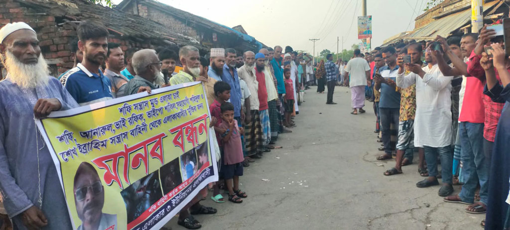 পাইকগাছায় ব্যবসায়ীকে কুপিয়ে জখমের ঘটনায় জড়িতদের গ্রেপ্তারের দাবি