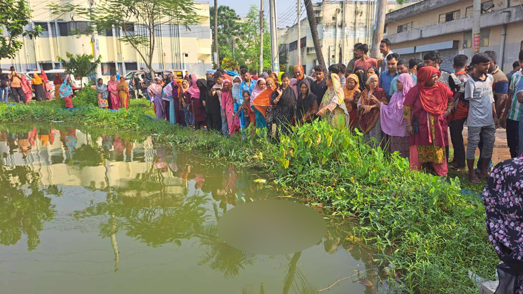 কুষ্টিয়া জেনারেল হাসপাতালের পুকুরে ভাসছিল নারীর লাশ