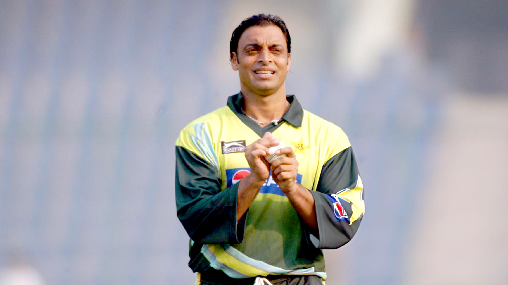 বর্তমান ক্রিকেটারদের মধ্যে কোন জিনিসটা খুব মিস করেন শোয়েব আখতার