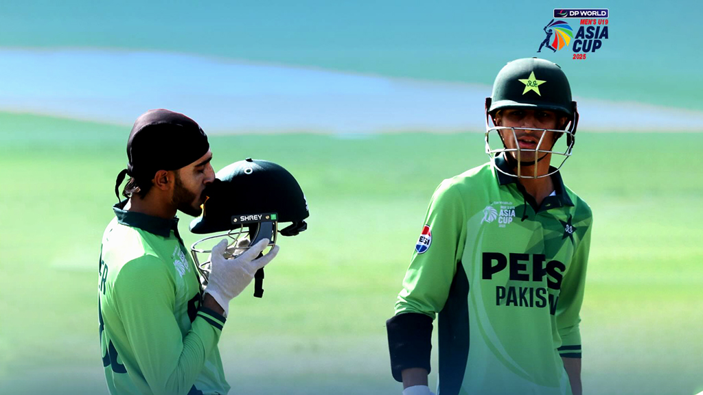 এশিয়া কাপ ফাইনালে ভারতকে রানপাহাড়ে চাপা দিল পাকিস্তান