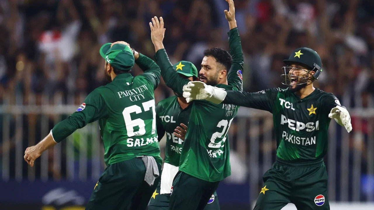 ‘বাংলাদেশ সিরিজে ধরা খেয়ে সেই শিক্ষা কাজে লাগাচ্ছে পাকিস্তান’