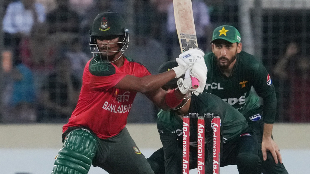 পাকিস্তানকে হোয়াইটওয়াশ করলেই অস্ট্রেলিয়া-শ্রীলঙ্কার পাশে বসবে বাংলাদেশ