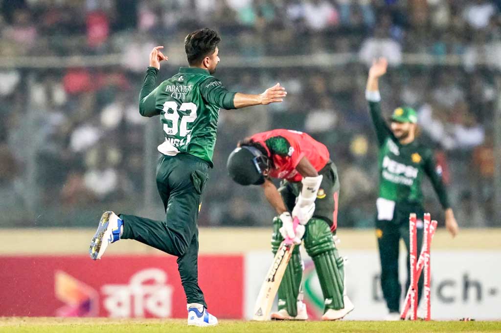 ‘ইচ্ছে করেই পাকিস্তানকে এবার জিতিয়ে দিয়েছে বাংলাদেশ’