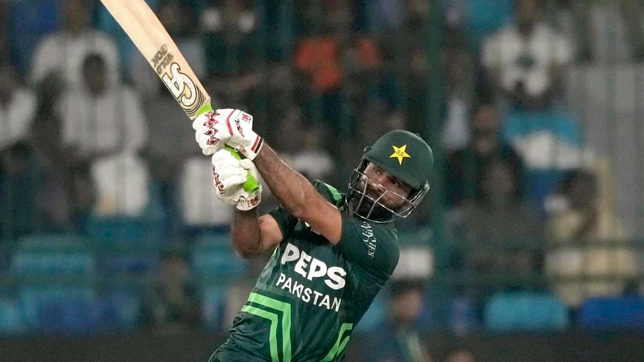 হঠাৎ করেই বড় ধাক্কা খেল পাকিস্তান