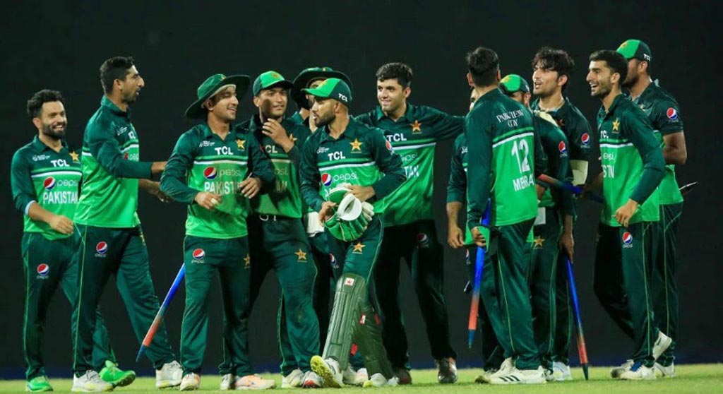 অস্ট্রেলিয়ায় বিধ্বস্ত পাকিস্তান, ফাইনালে প্রতিপক্ষ দুই অজি