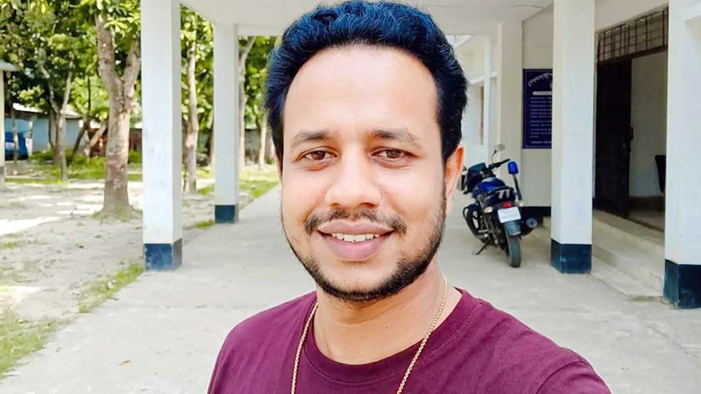 নাসির উদ্দিন এখন ‘সিক্রেট মাফিয়া’