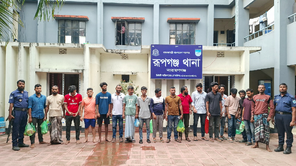 রূপগঞ্জে মব সৃষ্টি করে হত্যা মামলার আসামি ছিনতাই, যুবদল নেতা বহিষ্কার