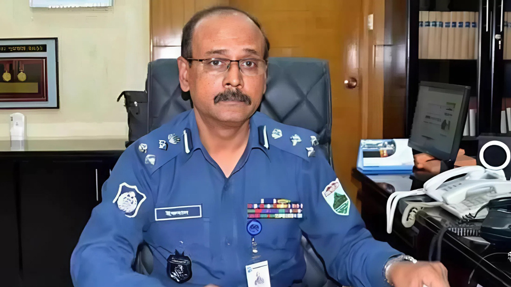 সাবেক অতিরিক্ত আইজিপি ইকবাল বাহার ডিবির হাতে আটক