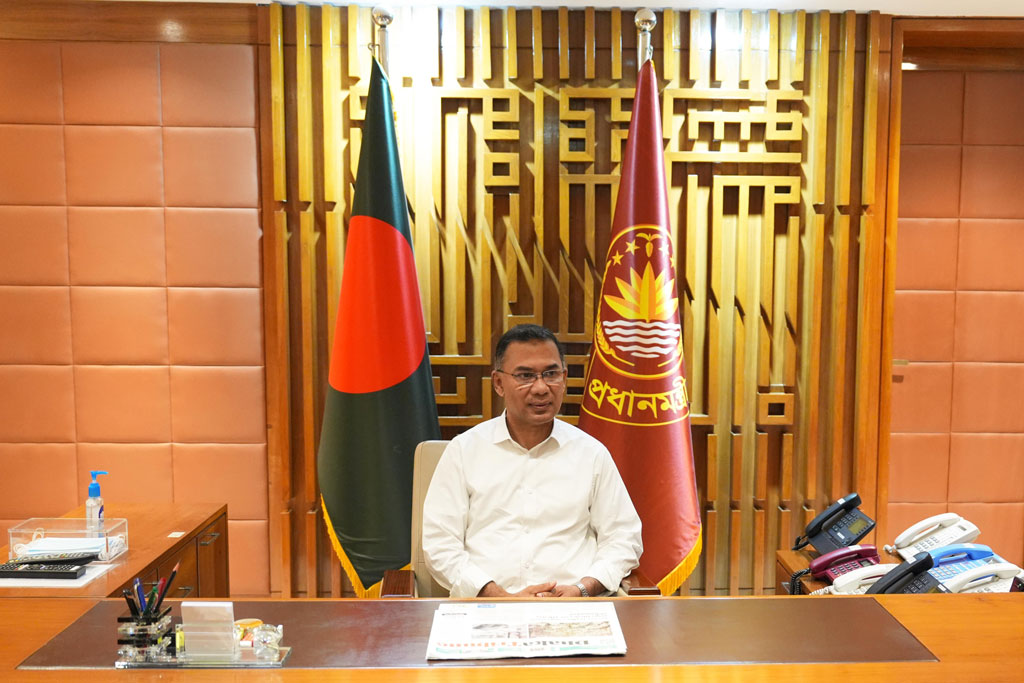 প্রথমবারের মতো সশস্ত্র বাহিনী বিভাগে অফিস করলেন প্রধানমন্ত্রী তারেক রহমান