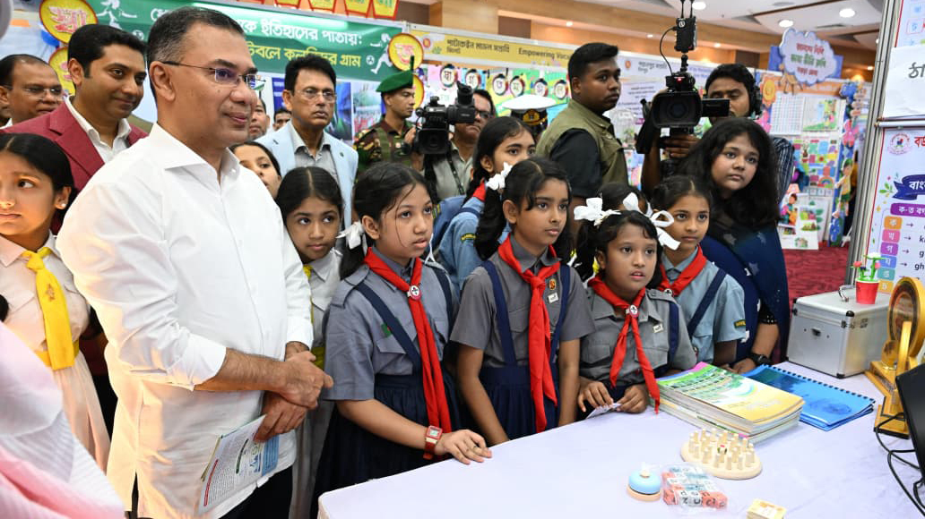 ‘সবুজ বিদ্যালয়’ কর্মসূচি উদ্বোধন: শিশুদের উদ্যোগের প্রশংসা করলেন, নানা আবদার রাখলেন প্রধানমন্ত্রী